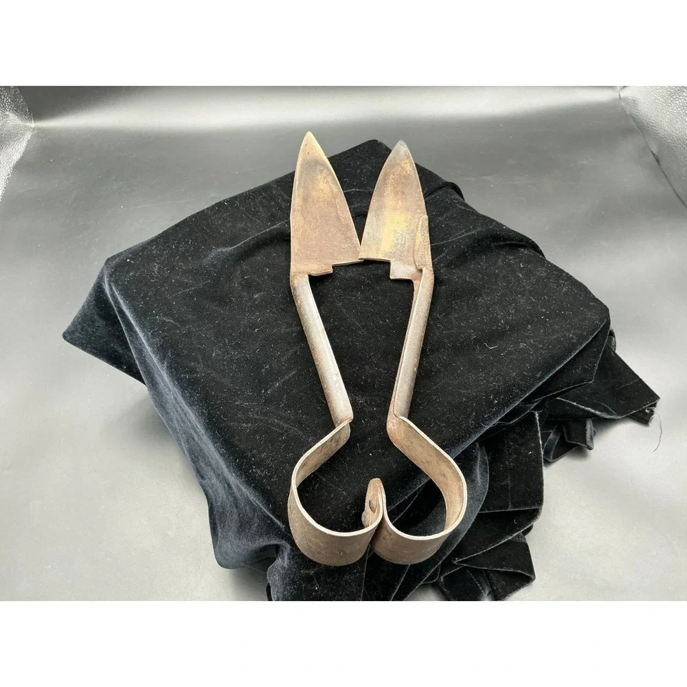Vintage 30s Burgon Ball Twentieth Century Sheep Shears Metal Cast Iron Scissors